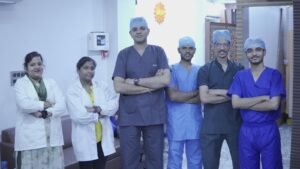 Read more about the article What Are the Latest Surgical Techniques Used by Orthopedic Doctors at Madhu Hospitals?