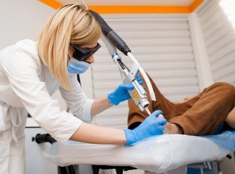 Best Laser Varicose Veins Surgeon in Ghaziabad