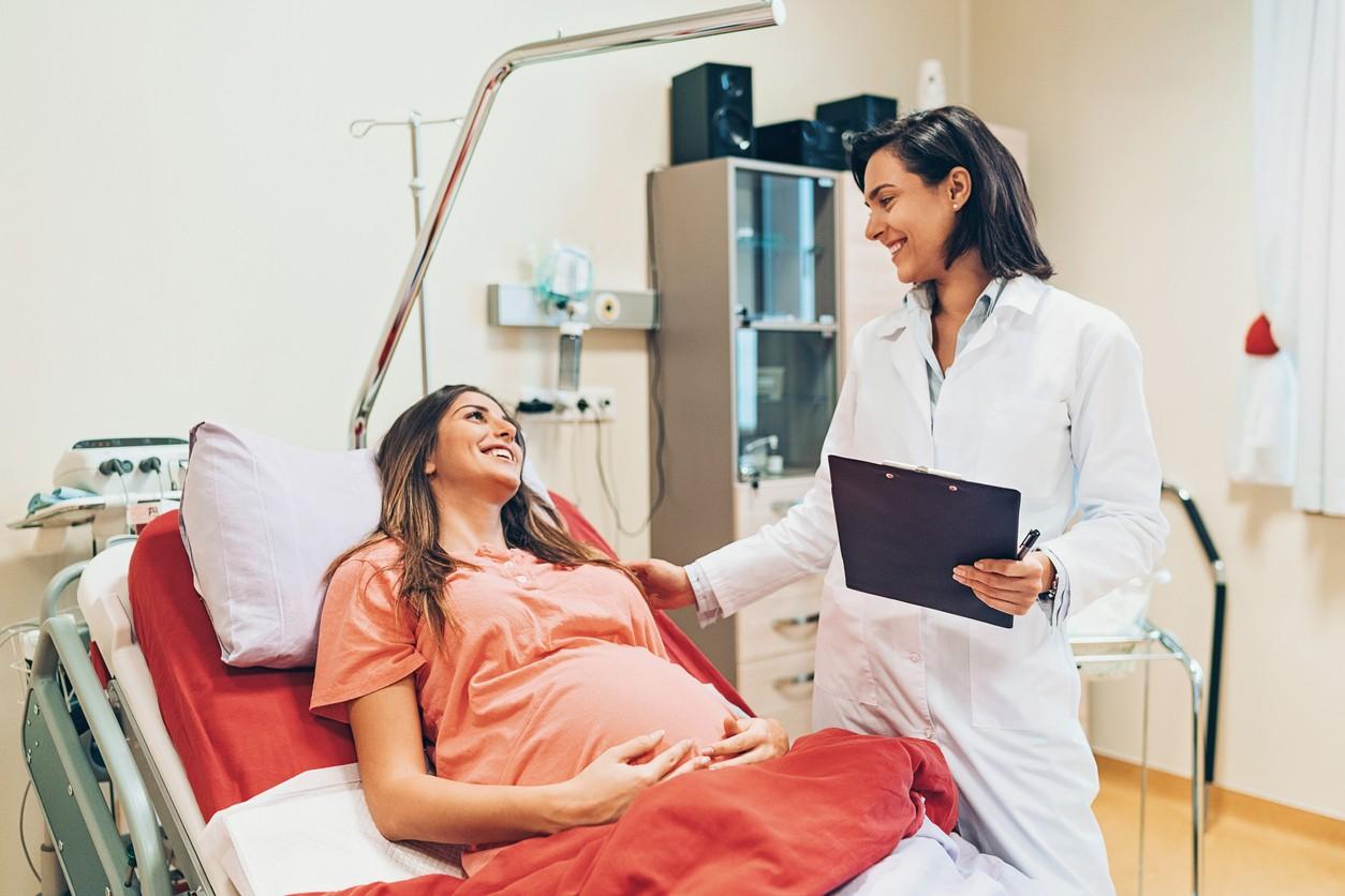 You are currently viewing How Does the Best Gynecologist Doctor in Indirapuram Diagnose and Treat PCOS and Menstrual Disorders?