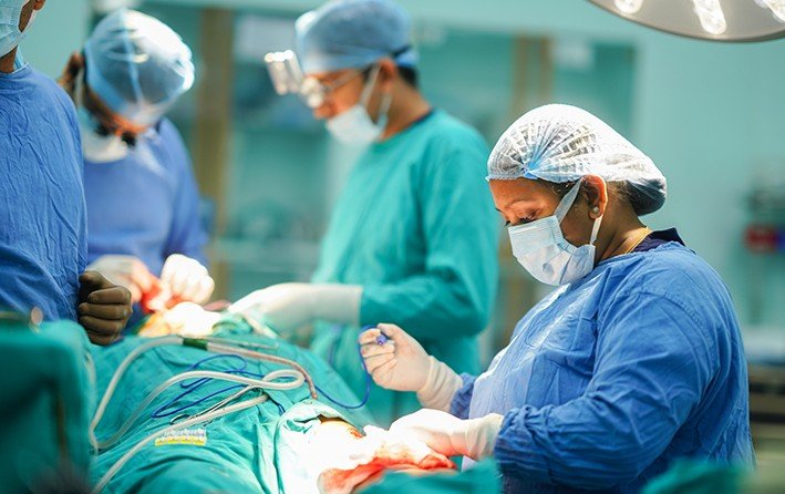 You are currently viewing What Are the Benefits of Choosing Best General Surgery in Indirapuram at Madhup Hospital for Minimally Invasive Procedures?