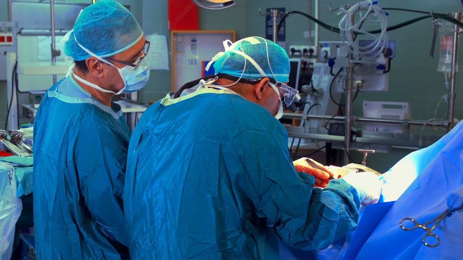 You are currently viewing What Are the Common Signs That May Require General Surgery?